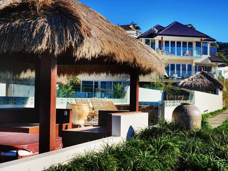 14 Beachfront Close, Sapphire Beach NSW 2450