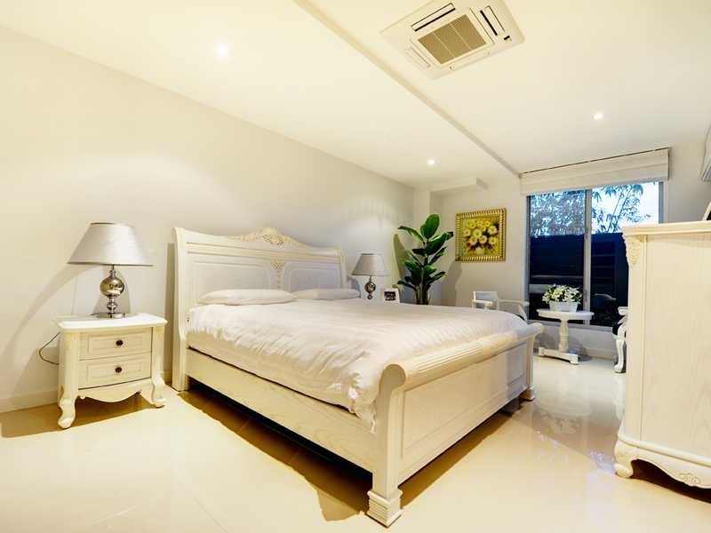 14 Beachfront Close, Sapphire Beach NSW 2450