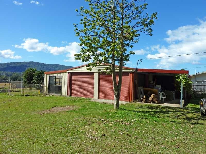 1 Weir Street, Nana Glen NSW 2450