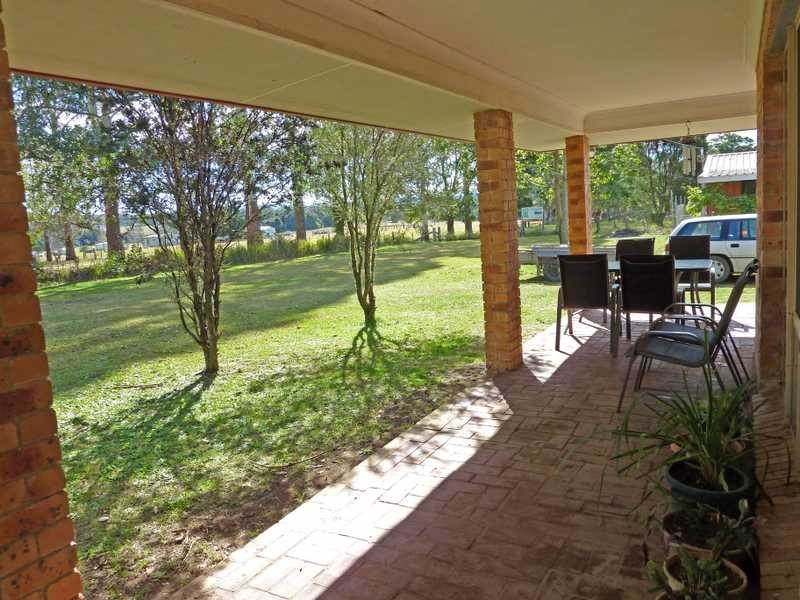 1 Weir Street, Nana Glen NSW 2450