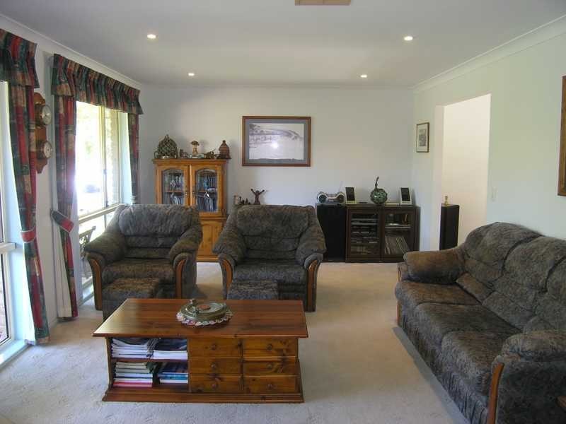 25 Jane Circuit, Toormina NSW 2452