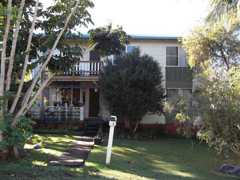 5 Blue Gum Avenue, Sandy Beach NSW 2456