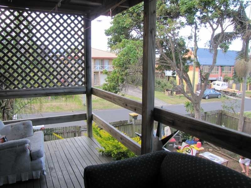 5 Blue Gum Avenue, Sandy Beach NSW 2456