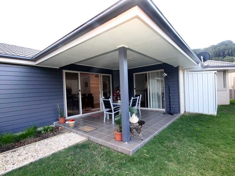 100 Pearce Drive, Coffs Harbour NSW 2450