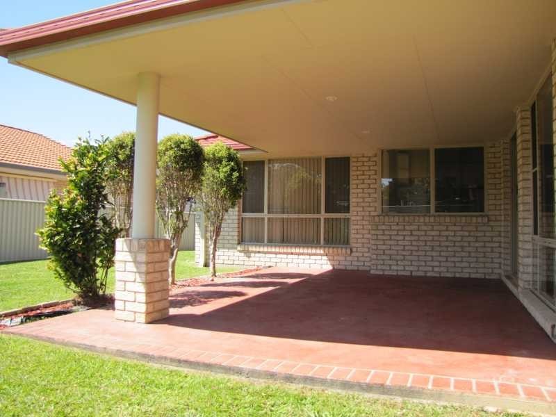 27 Red Cedar Drive, Coffs Harbour NSW 2450