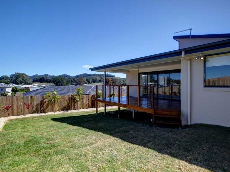 21 Ellis Crescent, North Boambee Valley NSW 2450