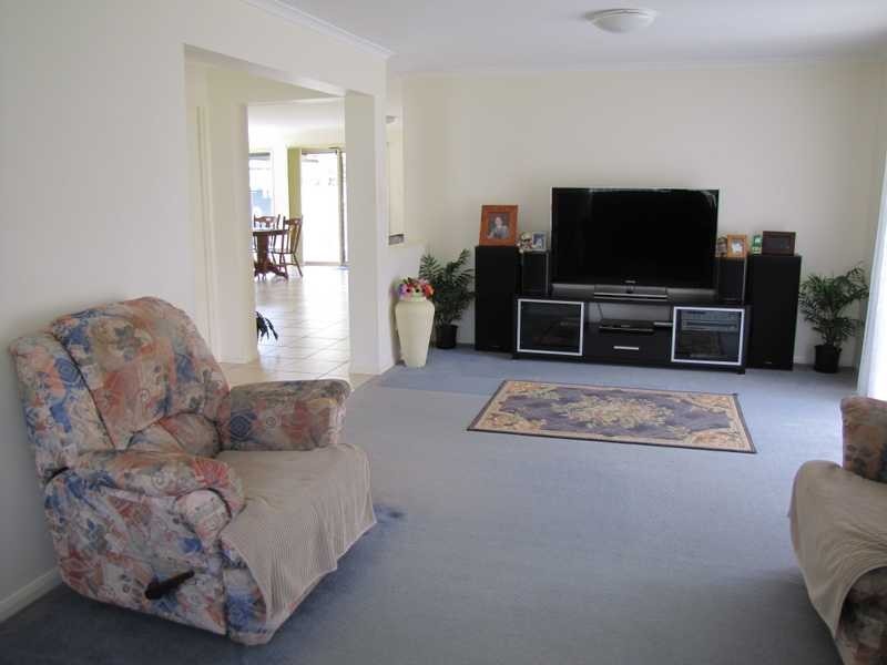 2 Cotswold Close, Coffs Harbour NSW 2450