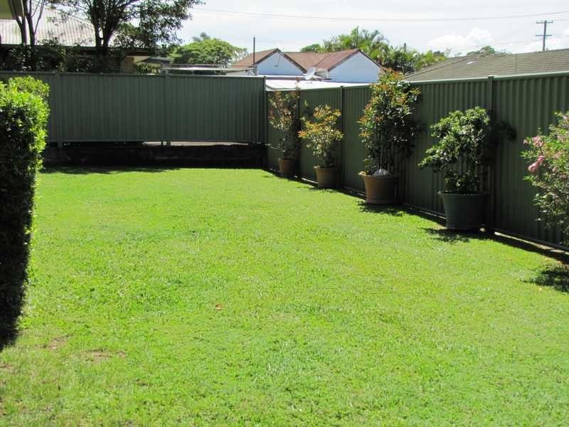 2/2 Azalea Avenue, Coffs Harbour NSW 2450