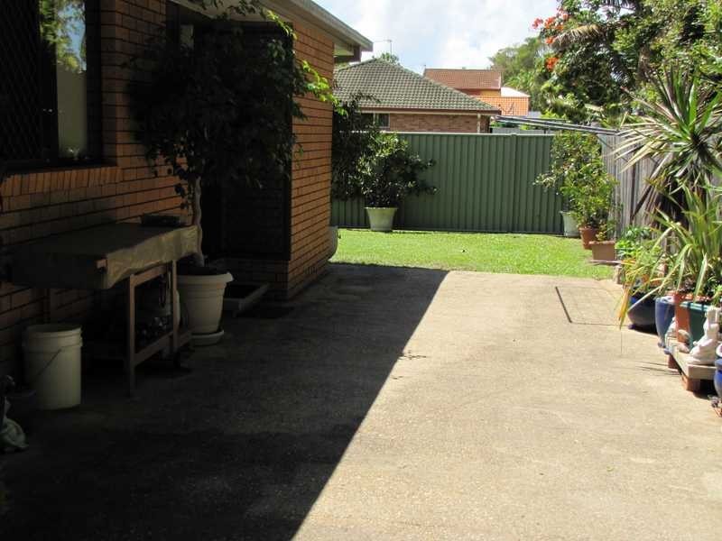 2/2 Azalea Avenue, Coffs Harbour NSW 2450