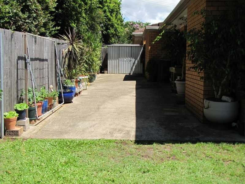 2/2 Azalea Avenue, Coffs Harbour NSW 2450