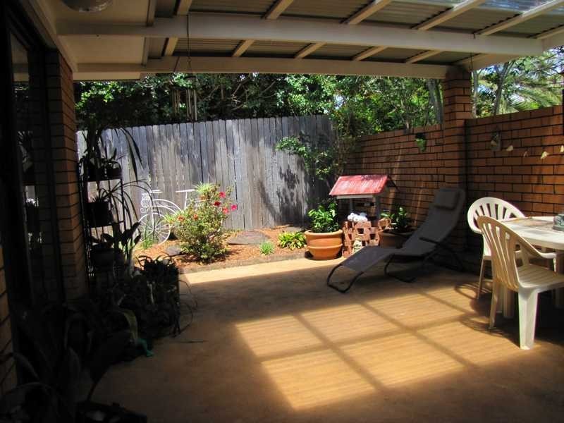 1/2 Azalea Avenue, Coffs Harbour NSW 2450