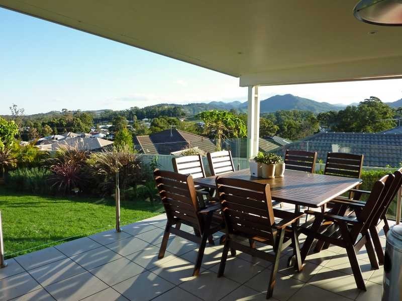 5 Mikinos Street, Coffs Harbour NSW 2450