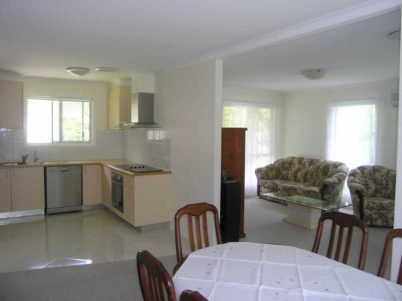3 Graff Avenue, Toormina NSW 2452