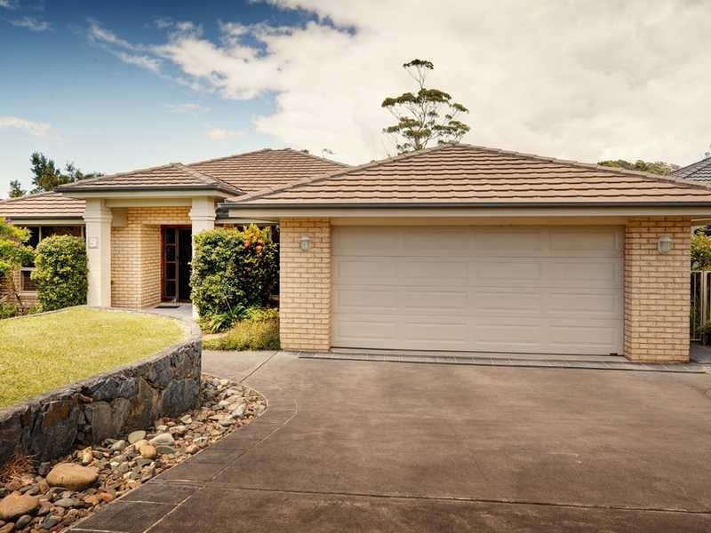 9 Grasslands Close, Coffs Harbour NSW 2450