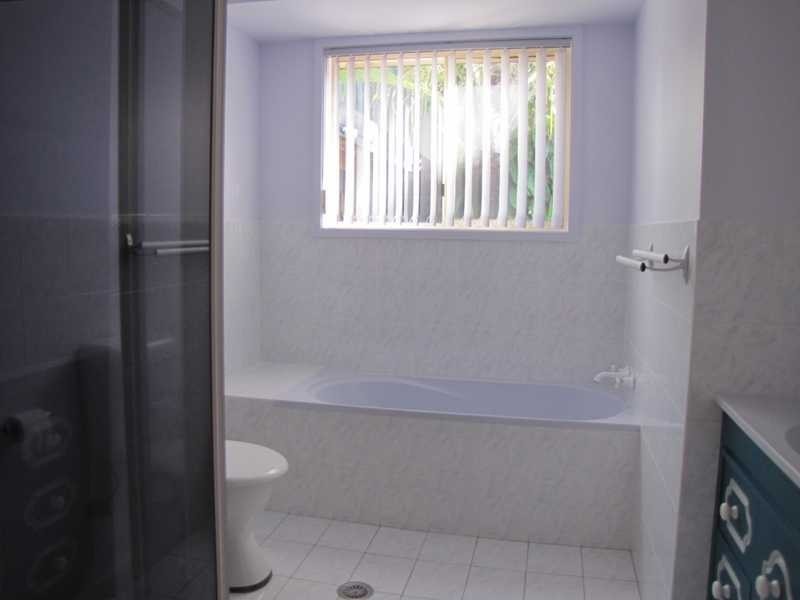 2 Amber Close, Coffs Harbour NSW 2450