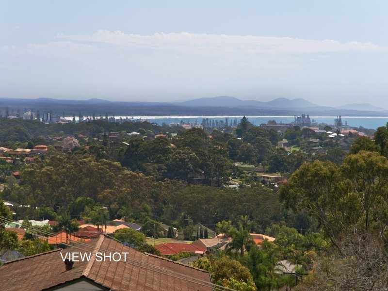 14 Astronomers Terrace, Port Macquarie NSW 2444