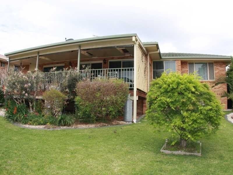 335 Crestwood Drive, Port Macquarie NSW 2444