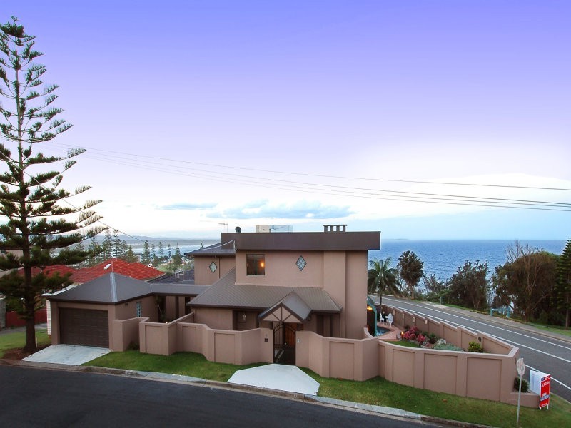 5 Pacific Drive, Port Macquarie NSW 2444