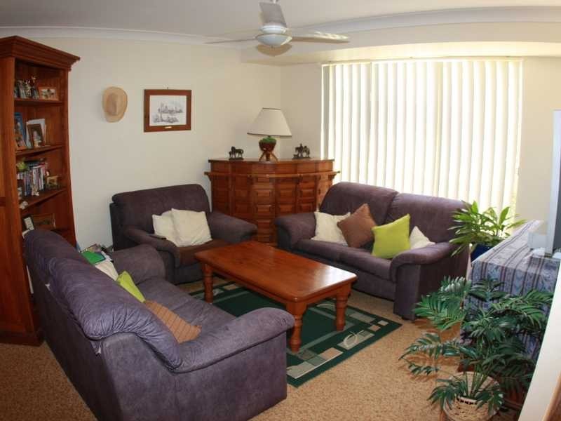 2/24 Rosehill Avenue, Port Macquarie NSW 2444