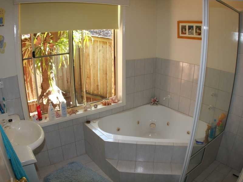 17 Shelbourne Place, Port Macquarie NSW 2444