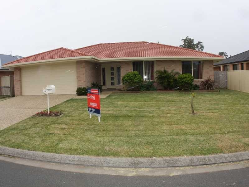 19 Braeroy Drive, Port Macquarie NSW 2444