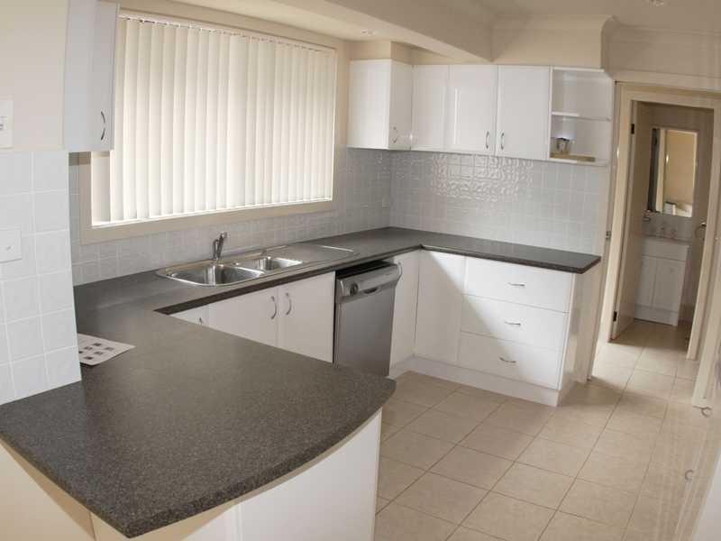 2/9 Condon Avenue, Port Macquarie NSW 2444