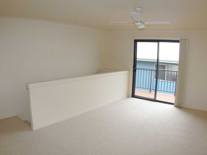 2/9 Condon Avenue, Port Macquarie NSW 2444