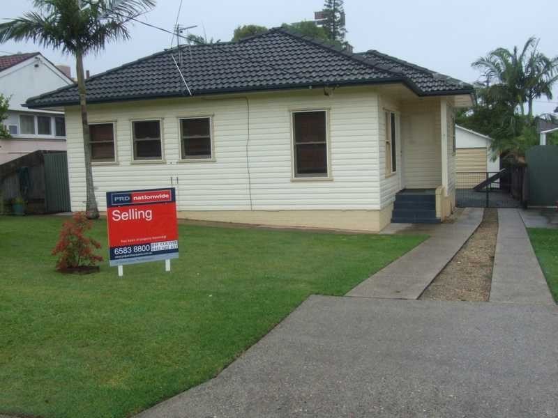 4 Mowle Street, Port Macquarie NSW 2444
