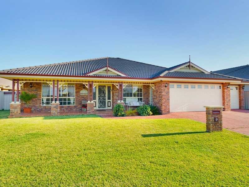 6 Seafarers Close, Bonny Hills NSW 2445