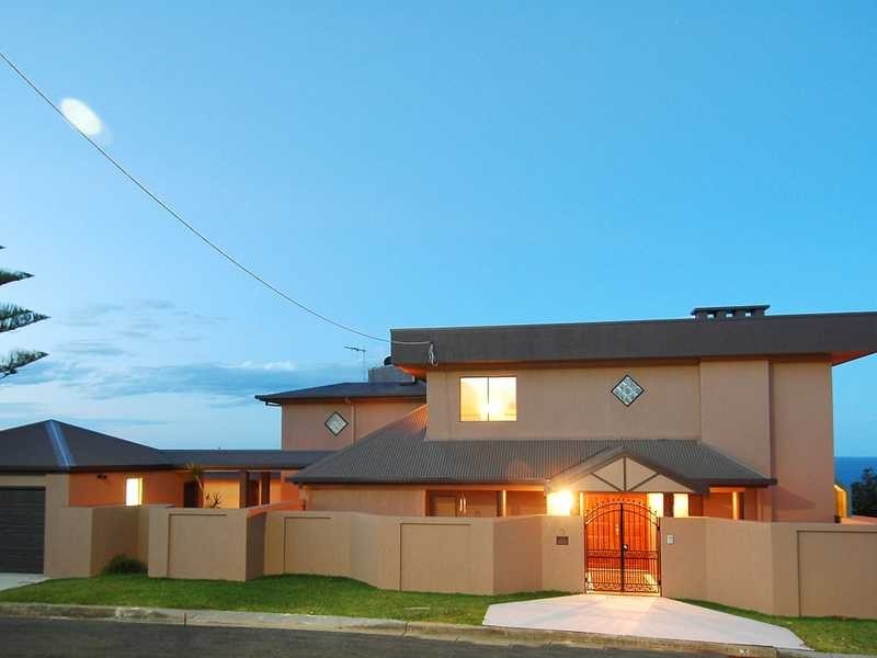 5 Pacific Drive, Port Macquarie NSW 2444