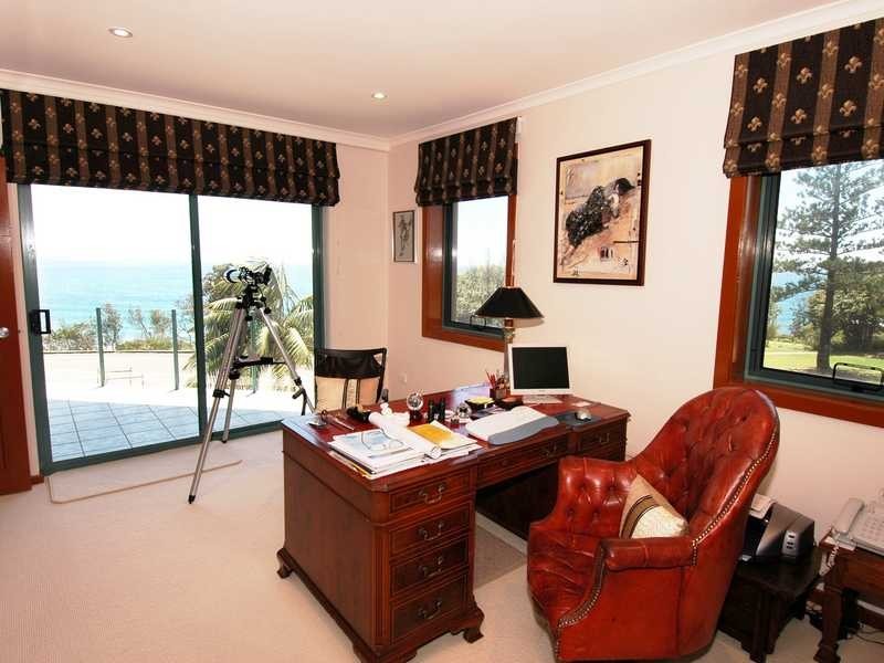 5 Pacific Drive, Port Macquarie NSW 2444