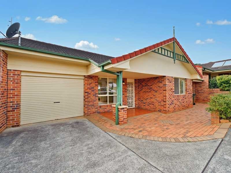 2/33 Sapphire Drive, Port Macquarie NSW 2444