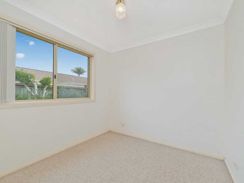 2/33 Sapphire Drive, Port Macquarie NSW 2444