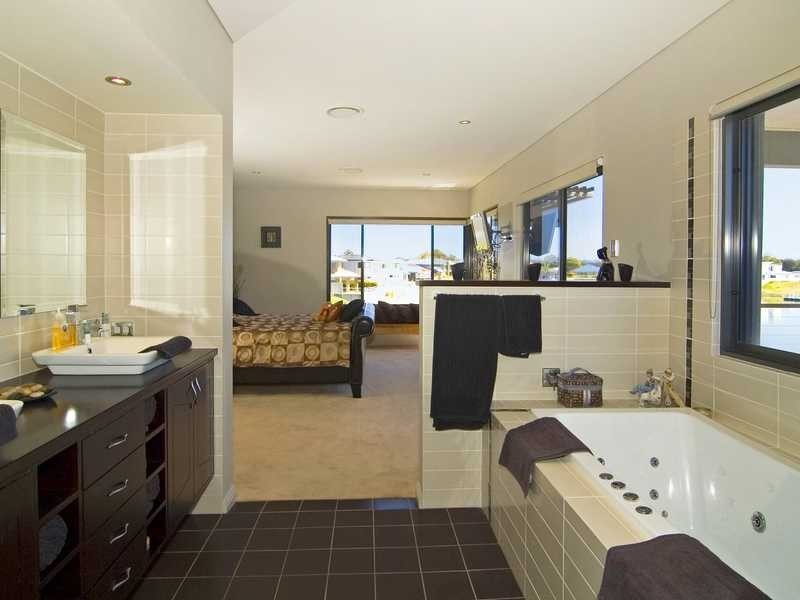 3 The Peninsula, Port Macquarie NSW 2444