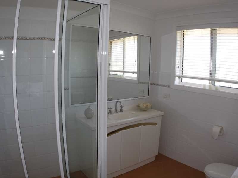 2 Greenpark Close, Port Macquarie NSW 2444