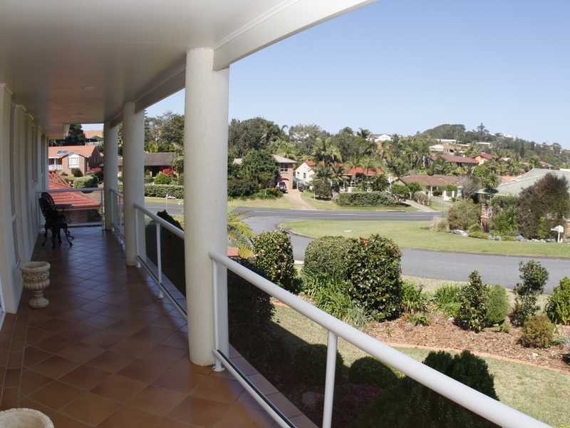 2 Greenpark Close, Port Macquarie NSW 2444