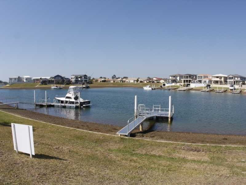 18 Mcinherney Close, Port Macquarie NSW 2444