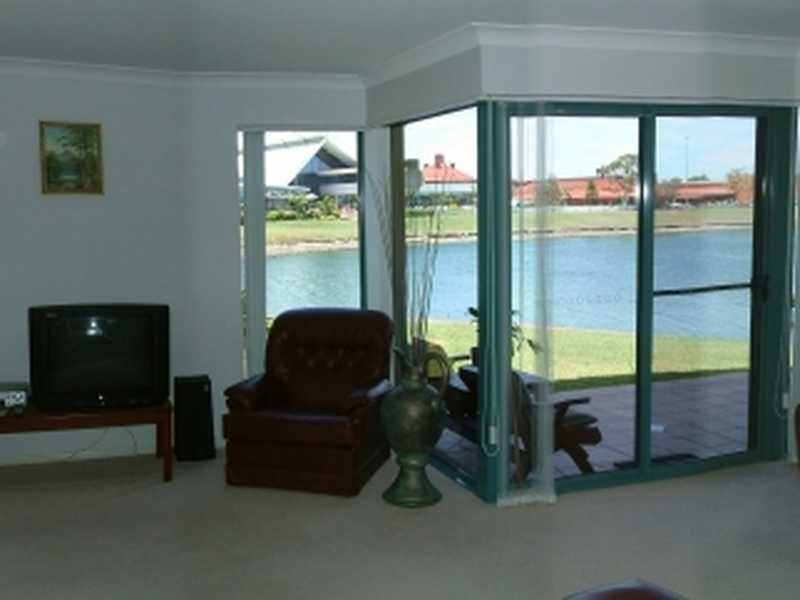 1/49 Park Street, Port Macquarie NSW 2444