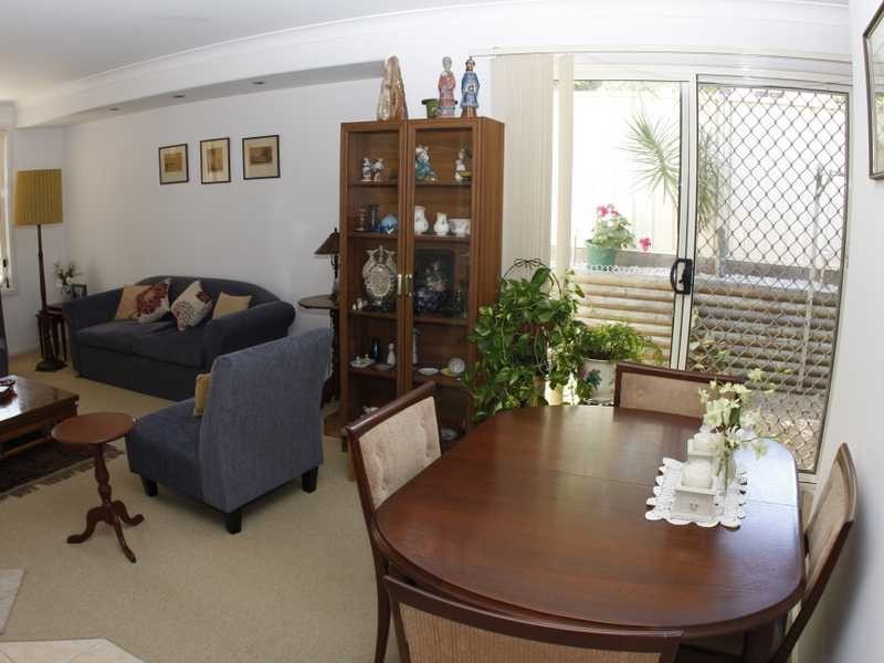 4/36 Lake Road, Port Macquarie NSW 2444