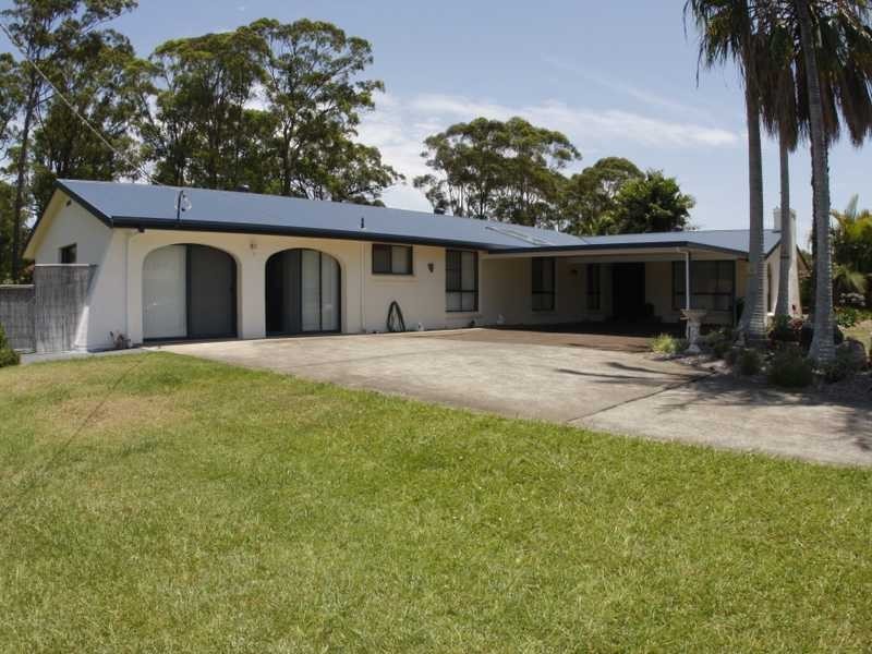 12 Highfields Circuit, Port Macquarie NSW 2444