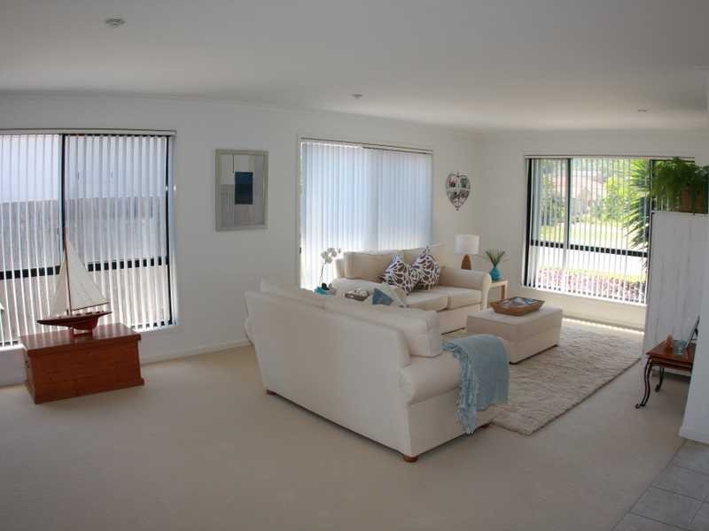 27 Greenmeadows Drive, Port Macquarie NSW 2444