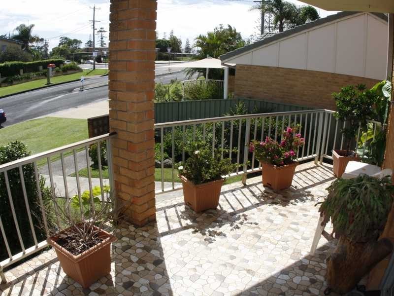 1/42 Burrawan Street, Port Macquarie NSW 2444