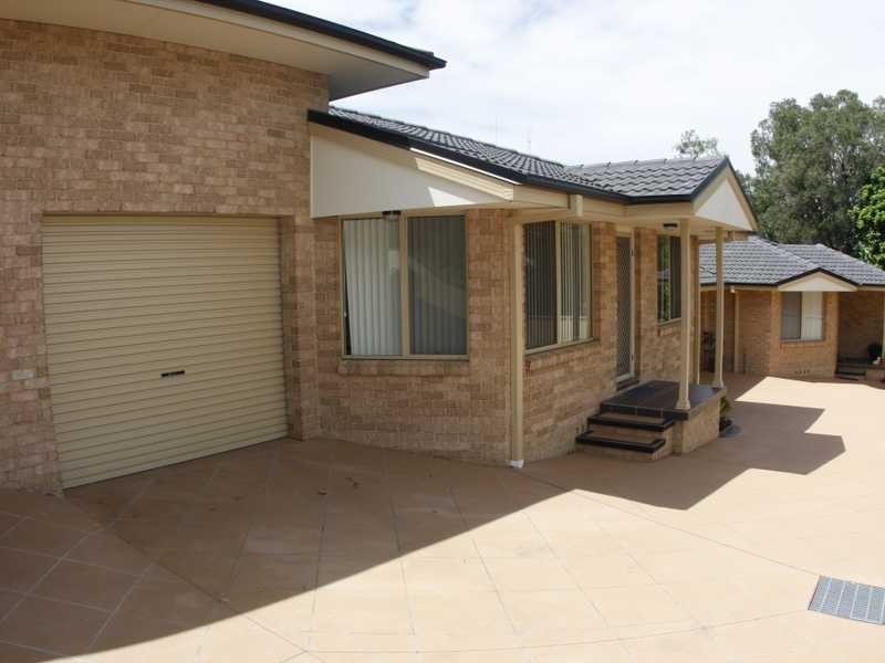 2/32 Heather Street, Port Macquarie NSW 2444