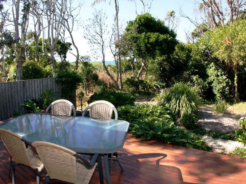 114 Chepana Street, Lake Cathie NSW 2445