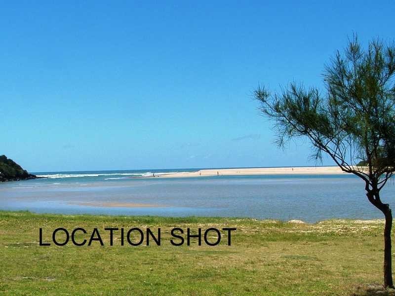 15 Fishermans Way, Lake Cathie NSW 2445