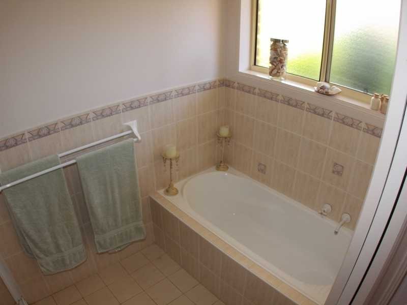 2/9 Woodgrove Close, Port Macquarie NSW 2444