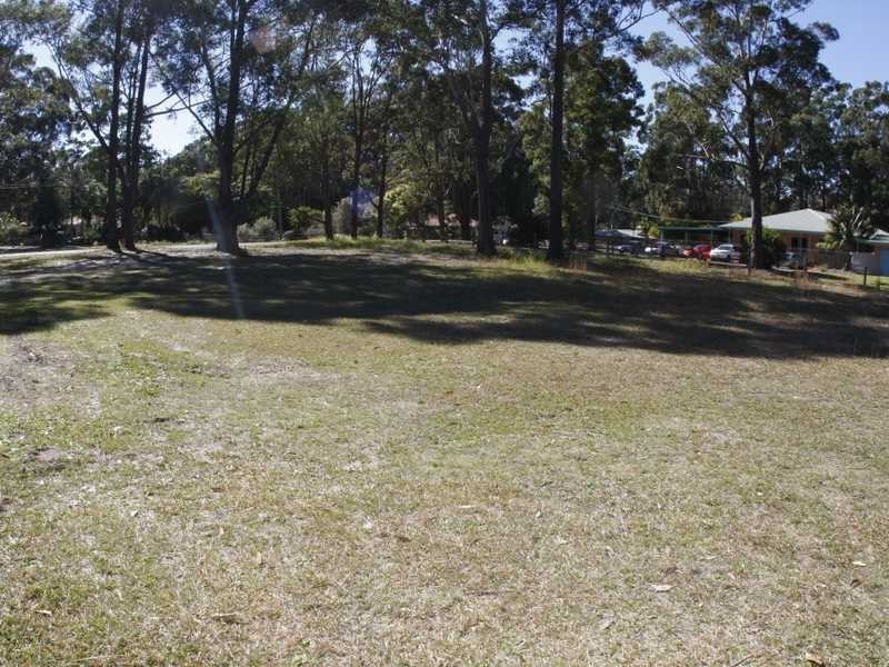 85 Kenwood Drive, Lake Cathie NSW 2445