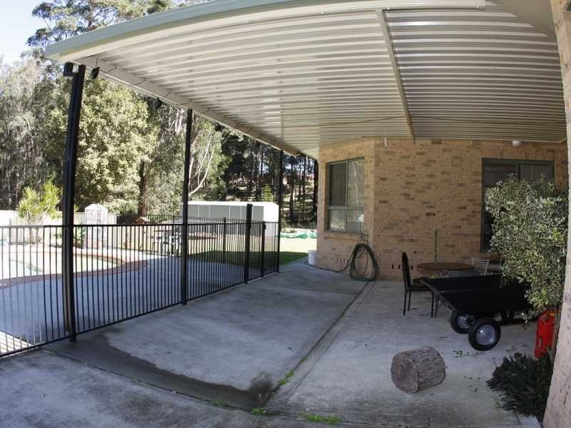 85 Kenwood Drive, Lake Cathie NSW 2445