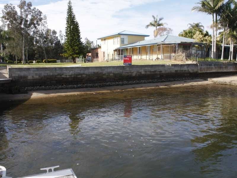 17 Riverside Drive, Port Macquarie NSW 2444