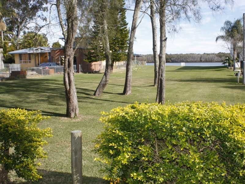 17 Riverside Drive, Port Macquarie NSW 2444